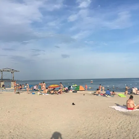 у моря, тихий район, все удобства, 800 м до пляжа, до центра города15 мин Διαμέρισμα *